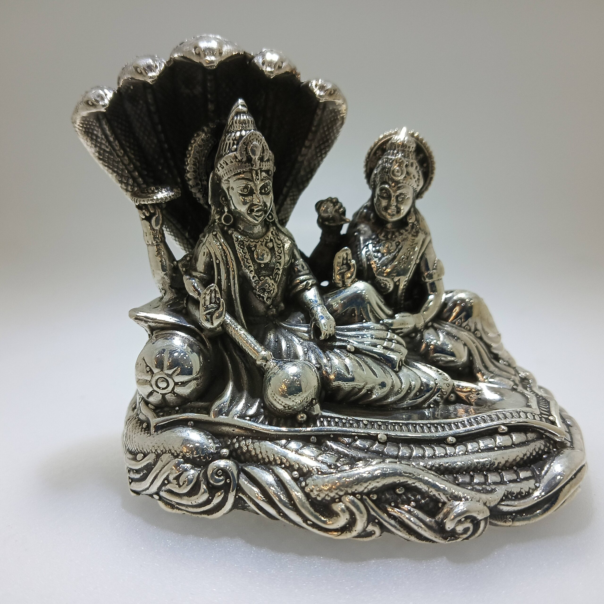 SHREE VISHNU BHAGWAN AND SHREE LASKSMI DEVI JI MURTI SILVER JEWELLERY 92.5% JALAAN'S SILVER JEWELLERY