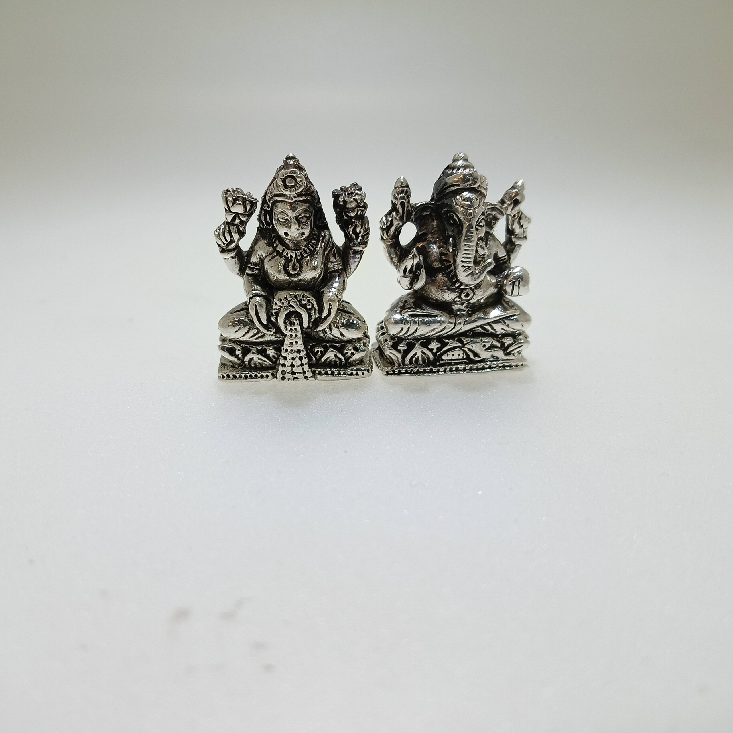 Bring home prosperity and wisdom with Jalan's BIS Hallmarked 92.5% Shree Lakshmi Ganesh Ji Murti Silver Jewellery—crafted in pure silver to bless your life with wealth, success, and harmony.