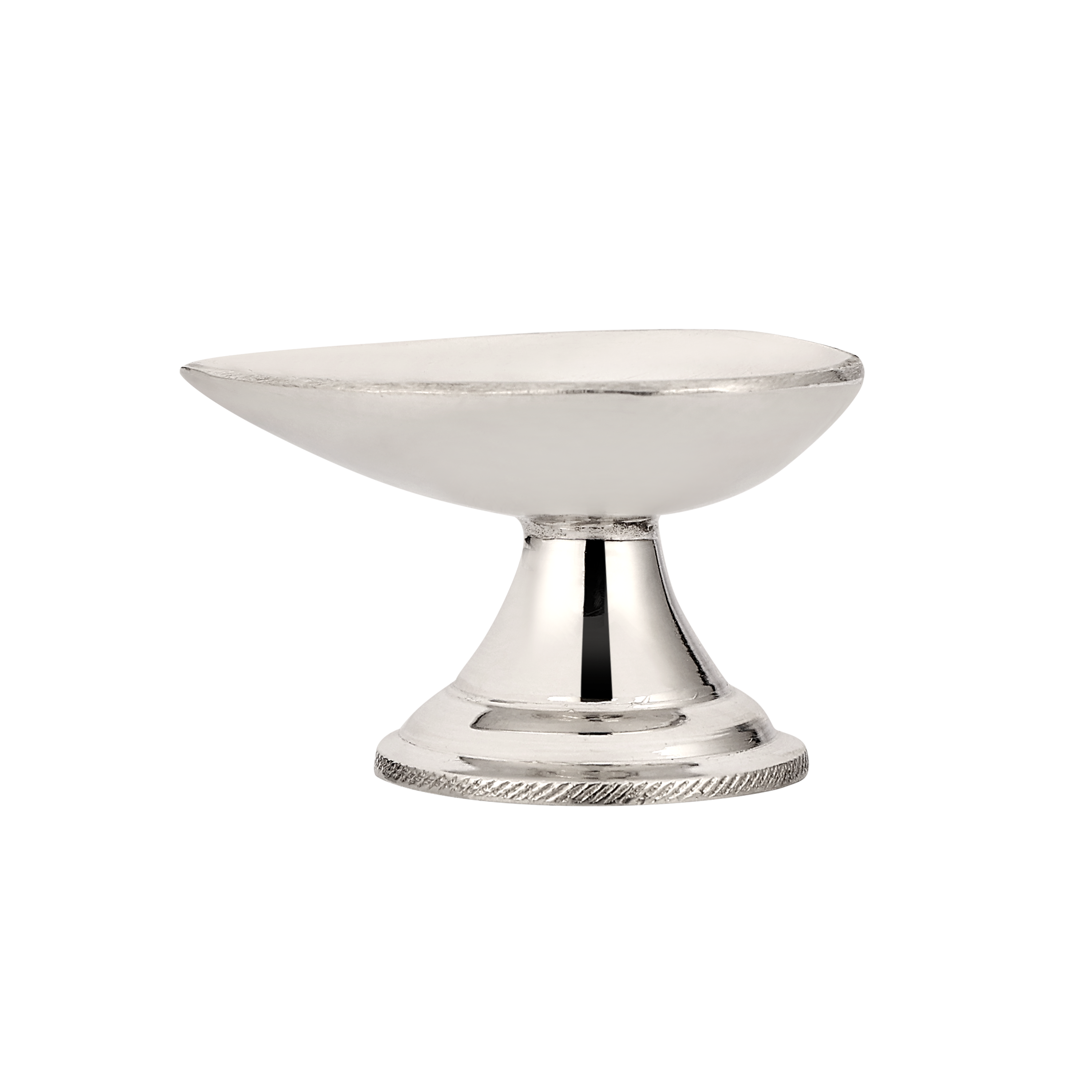 Jalan’s BIS Hallmarked 92.5% Silver Simple Diya – a minimalist yet elegant diya crafted in pure silver, ideal for daily worship and spiritual rituals.